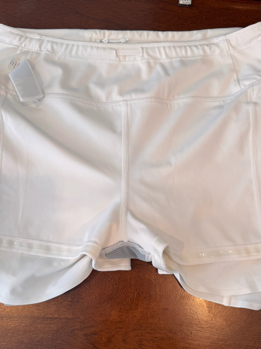 Athleta Run With It 14” Skort Size M - Picture 7 of 10